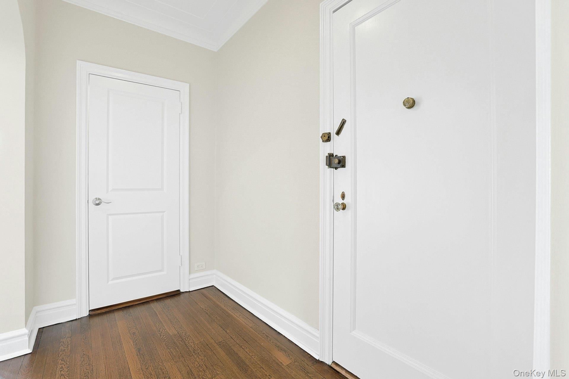 14 N Chatsworth Avenue 6C