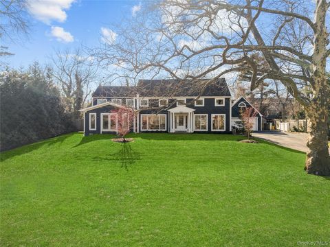 Homes For Sale - 930 Smith Lane<br/> Nassau County, Hewlett Neck, NY 11598