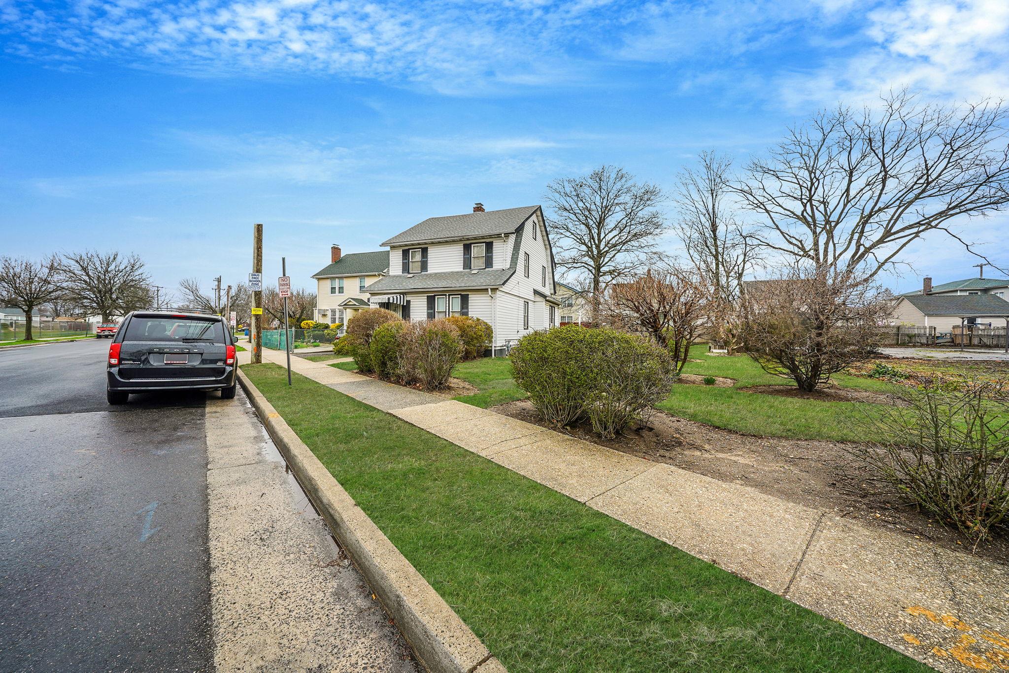 70 Bennett Avenue, Hempstead, New York image 11