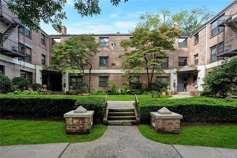 1 terrace Circle Unit 3H, Great Neck, NY 11021 - MLS#: 952095