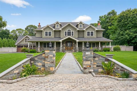 23 Gloria Lane Huntington NY 11743