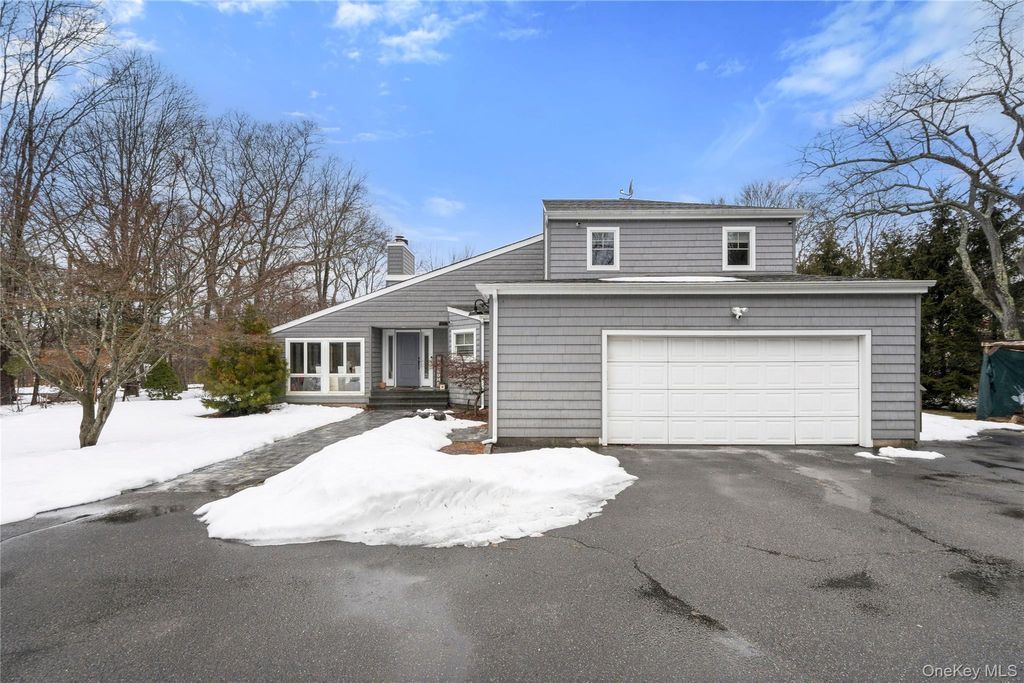Photo of 4 Monte Lane, Center Moriches, NY 11934 (MLS # 969059)