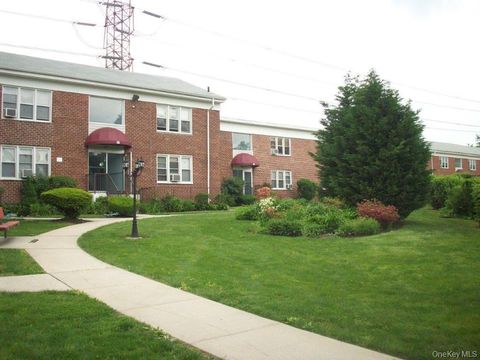 Homes For Sale - 40 Winchester Avenue #2A<br/> Yonkers, NY 10710