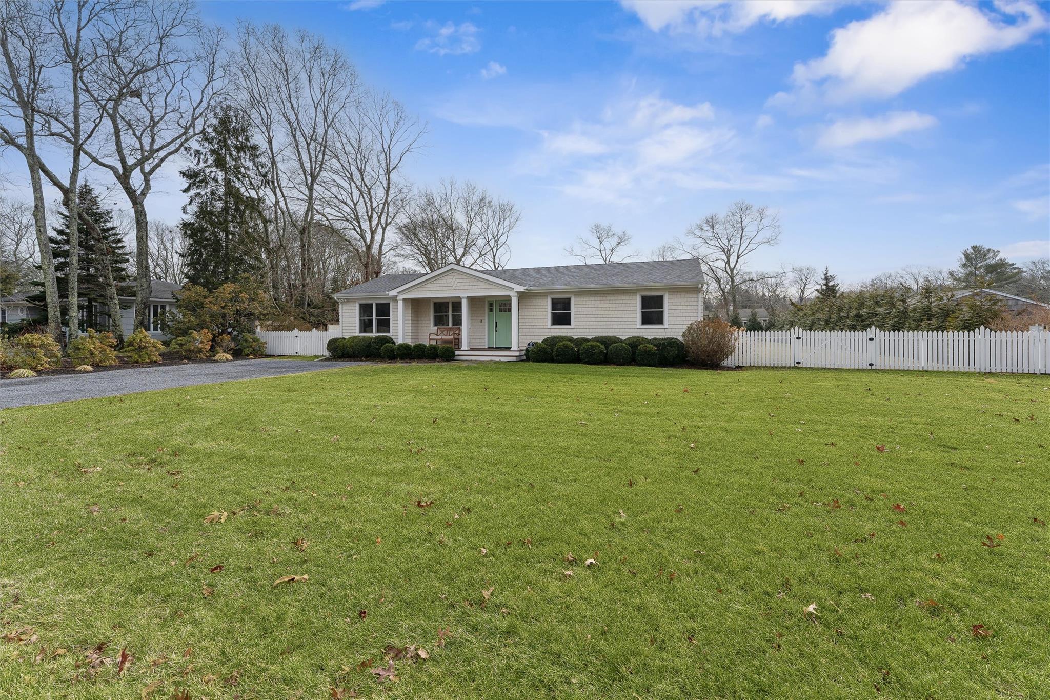7 Evergreen Court, East Quogue, New York image 18