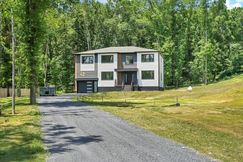 42 Greycourt Road Chester NY 10918