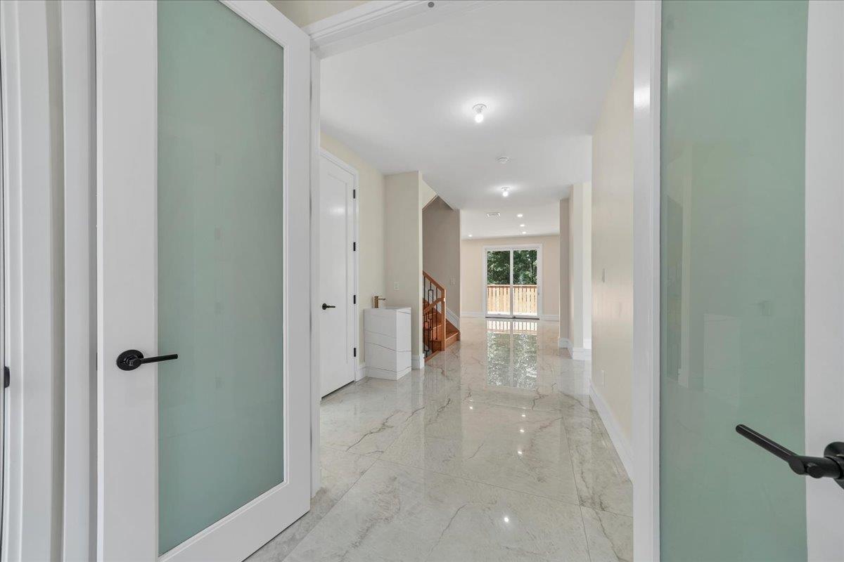 42 Greycourt Road