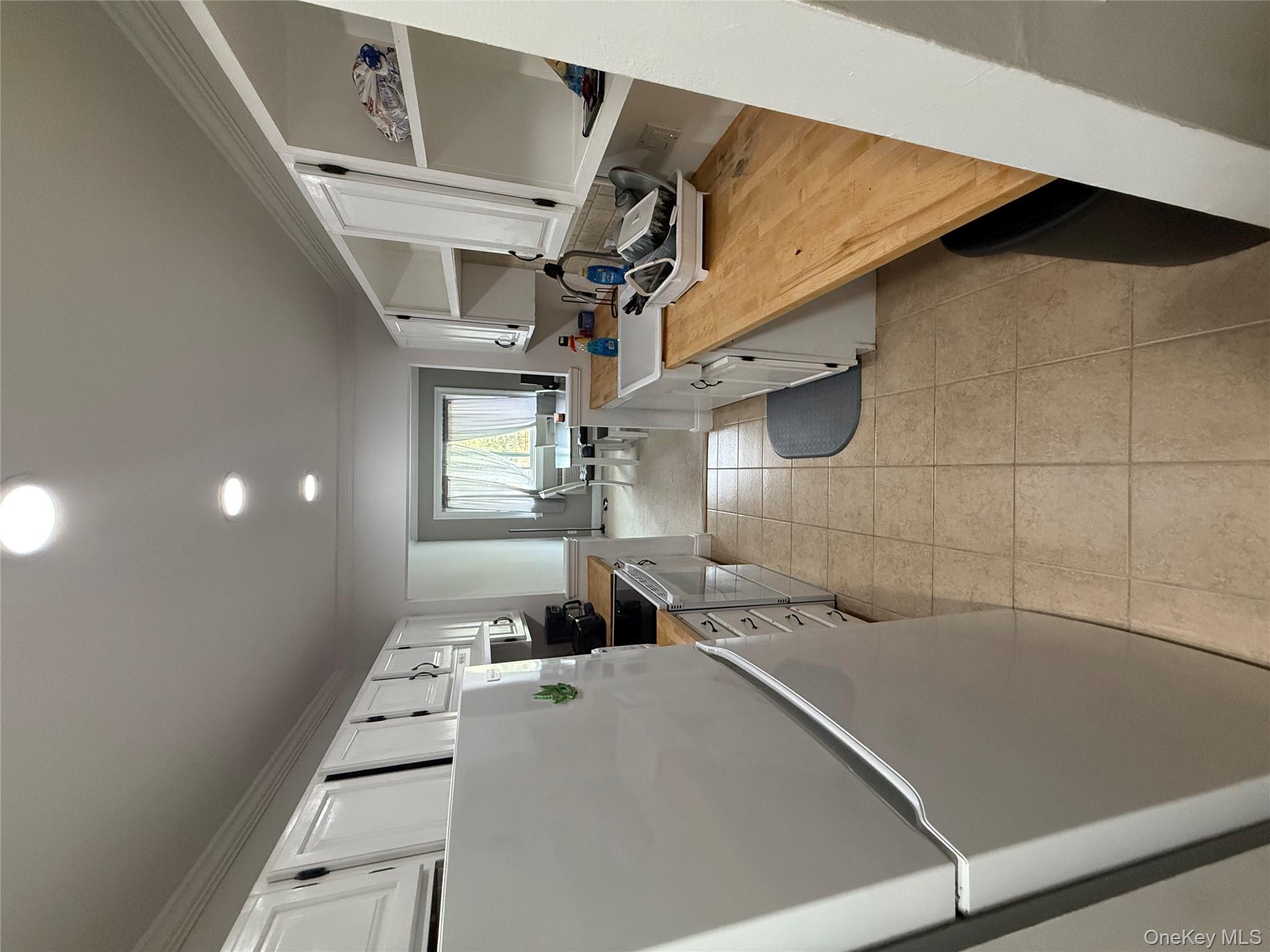 Fishkill, New York 12524, United States, 1 Bedroom Bedrooms, ,1 BathroomBathrooms,Residential,Active,215642