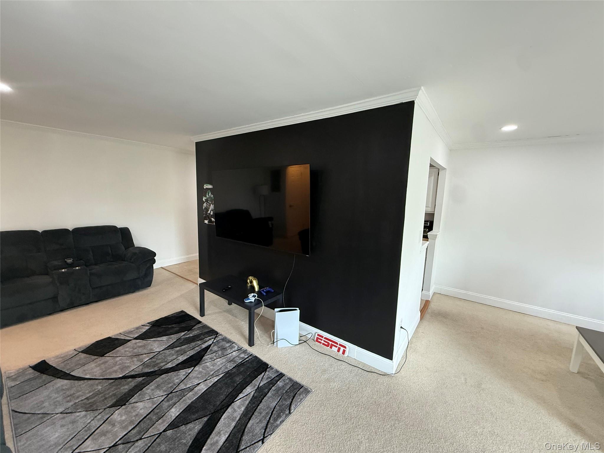 Fishkill, New York 12524, United States, 1 Bedroom Bedrooms, ,1 BathroomBathrooms,Residential,Active,215642