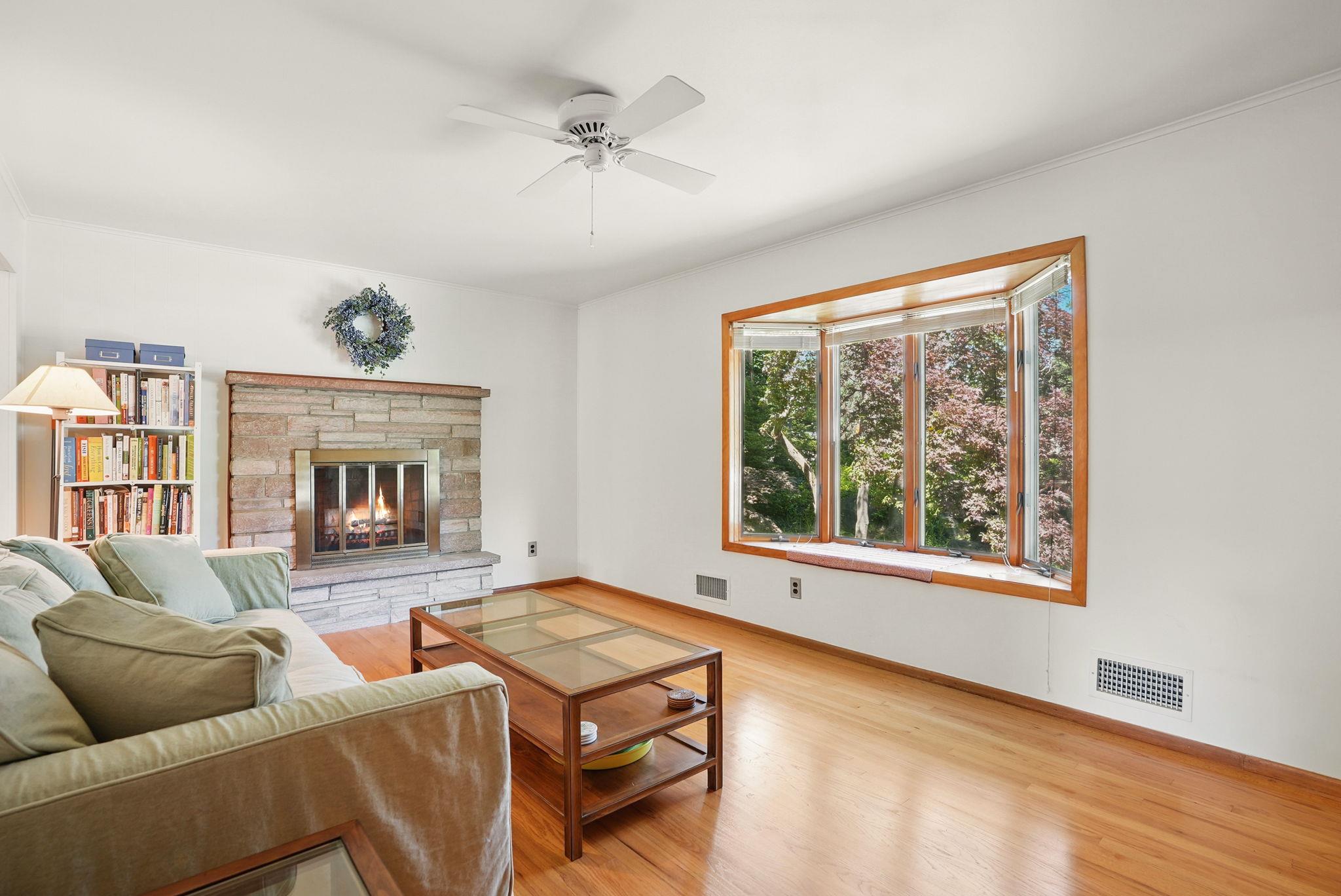 7 Adele Court, Montrose, New York image 8
