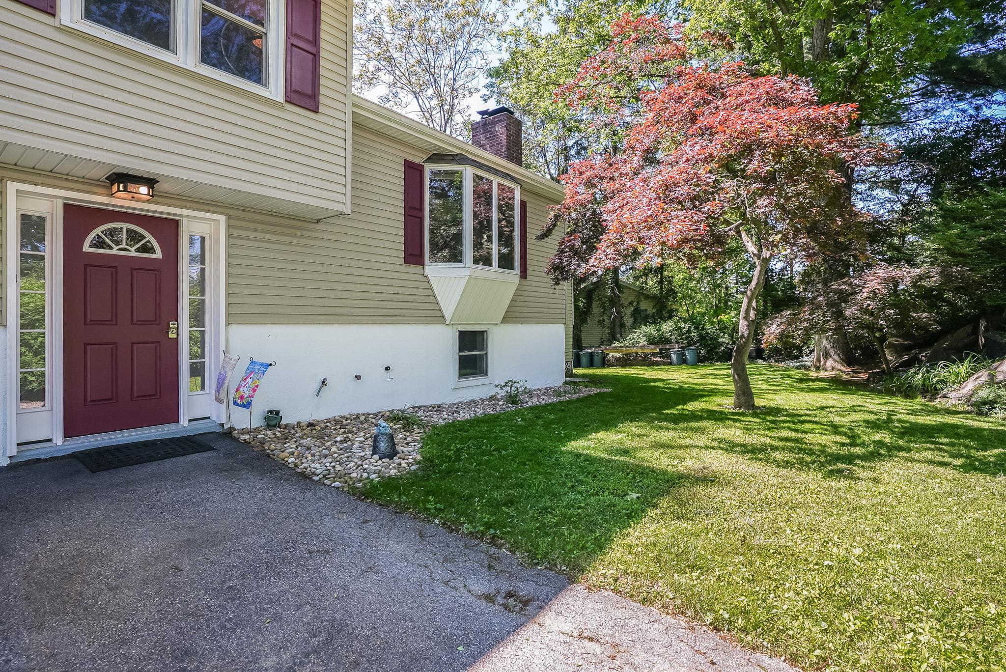 7 Adele Court, Montrose, New York image 3