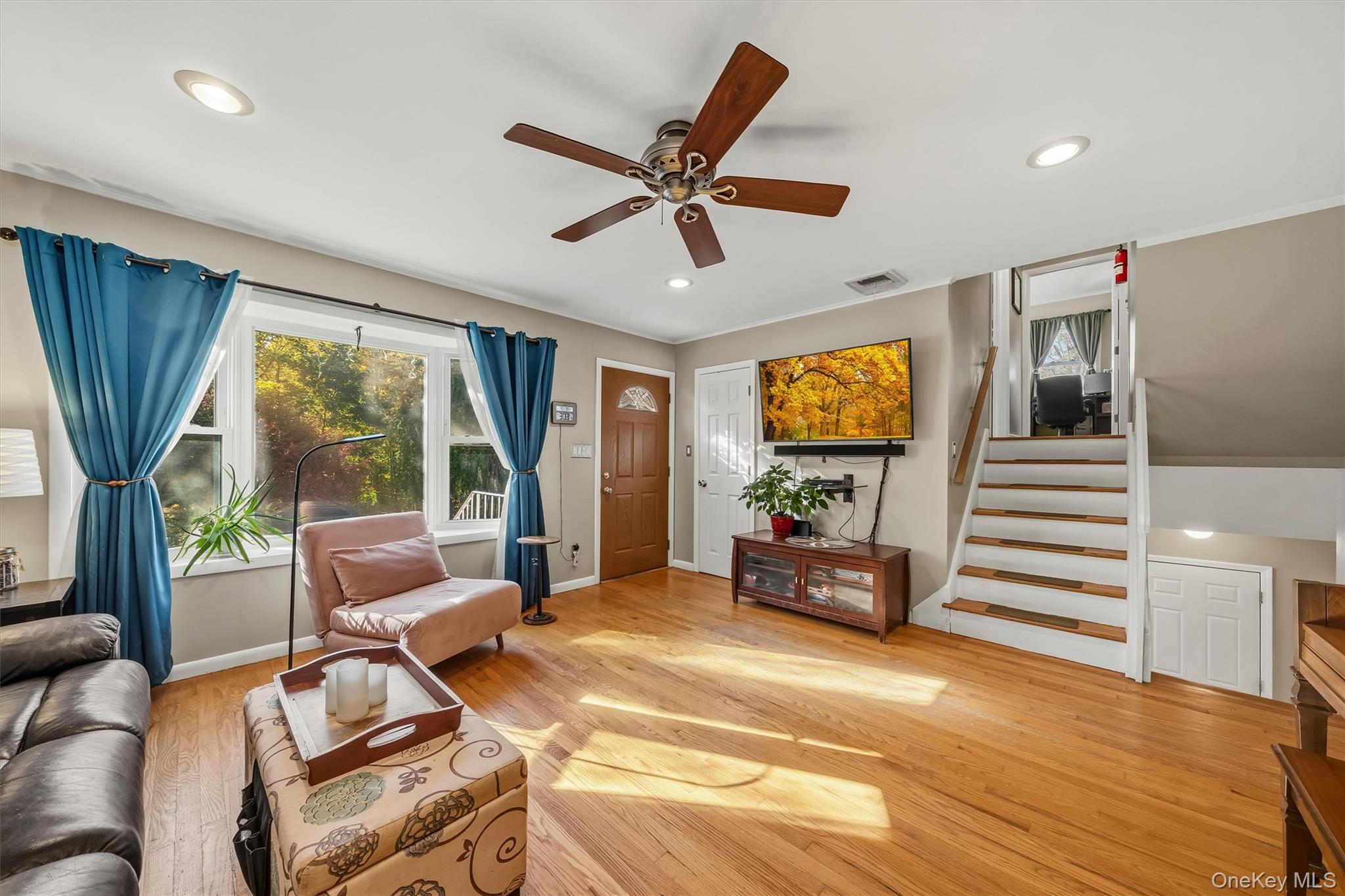 12 Barnett Road W