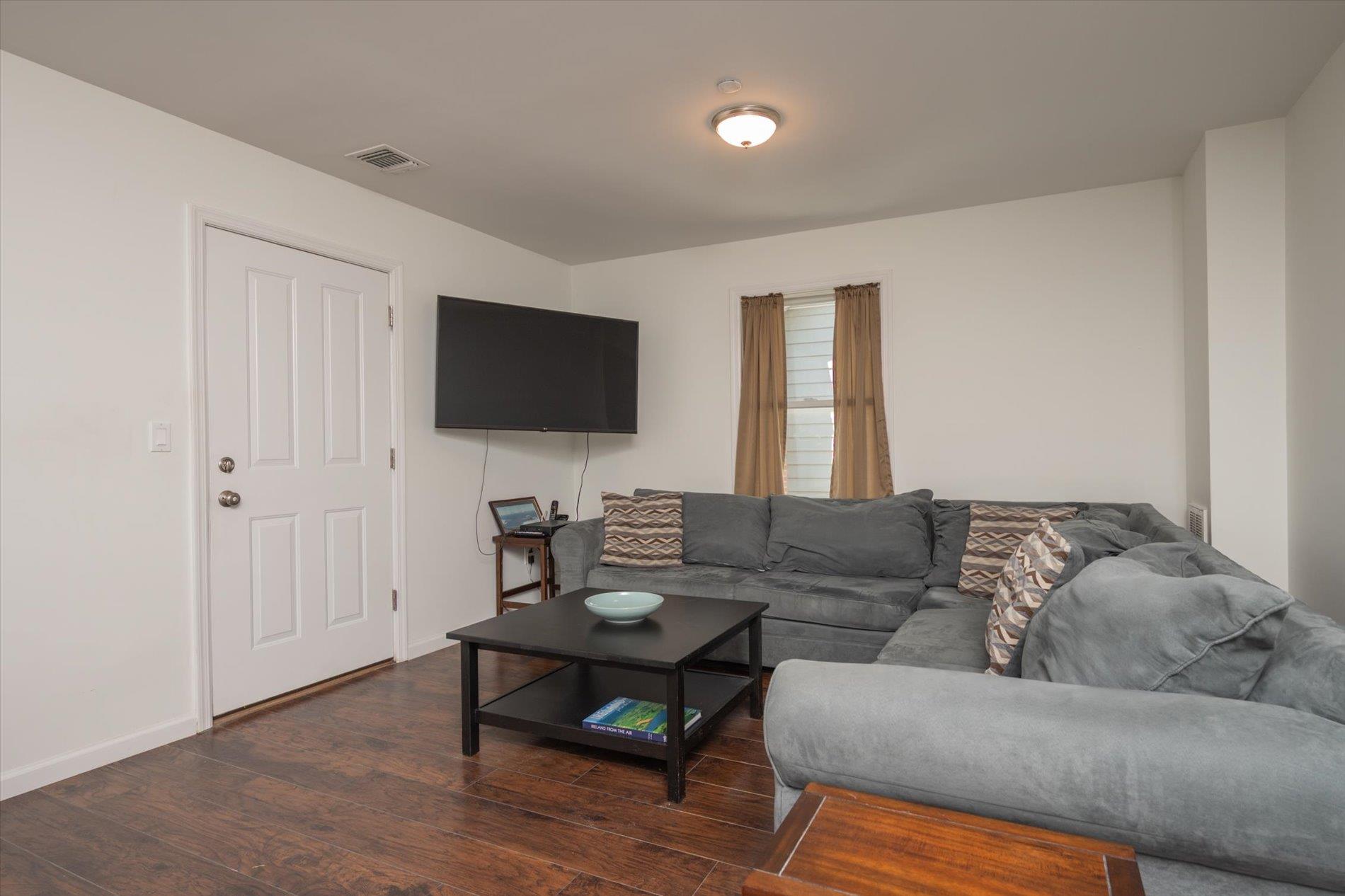 19 West Avenue, Lawrence, New York image 8