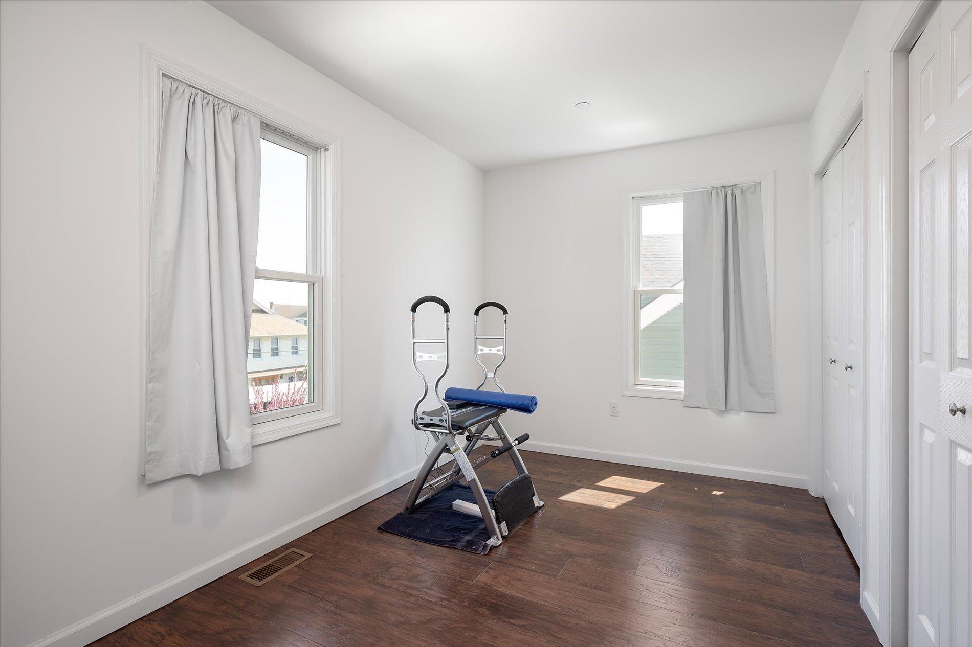19 West Avenue, Lawrence, New York image 12