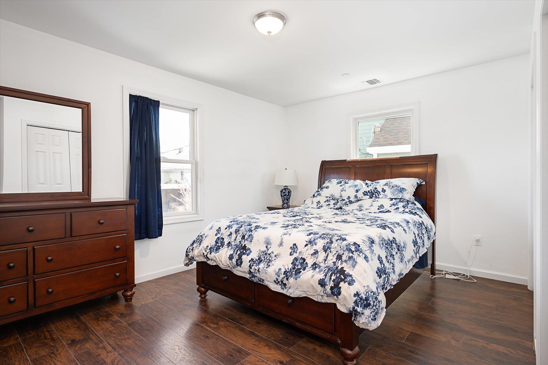 19 West Avenue, Lawrence, New York image 9