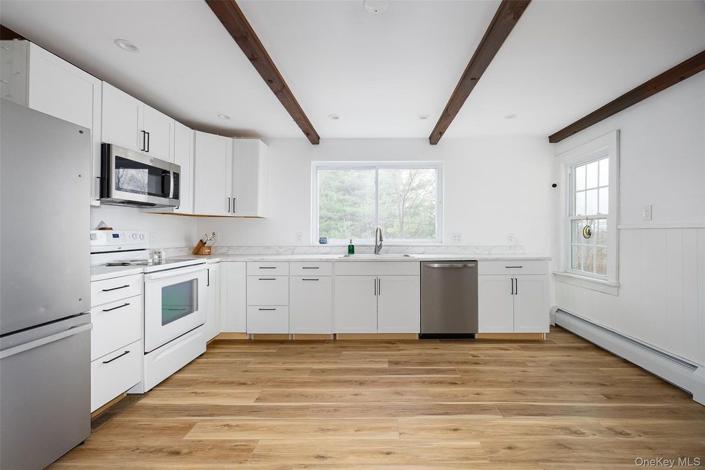 Photo of 23 Howard Road, Poughkeepsie, NY 12603 (MLS # 985140)