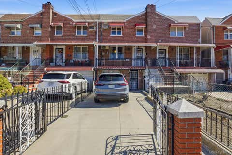 Multifamily For Sale - 2530 Bronxwood Avenue<br/> Bronx, NY 10469