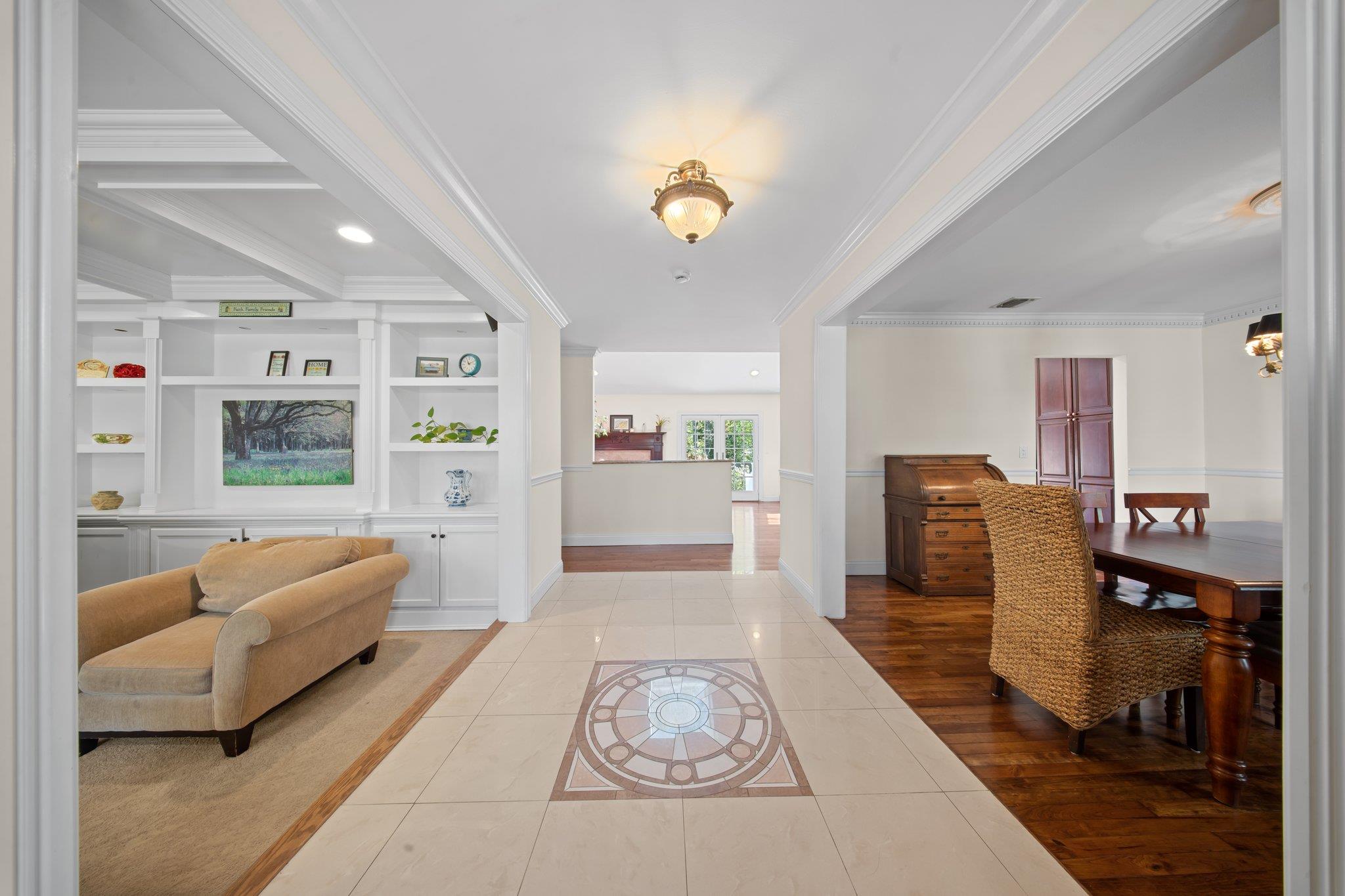 3 Mink Lane, East Setauket, New York image 3