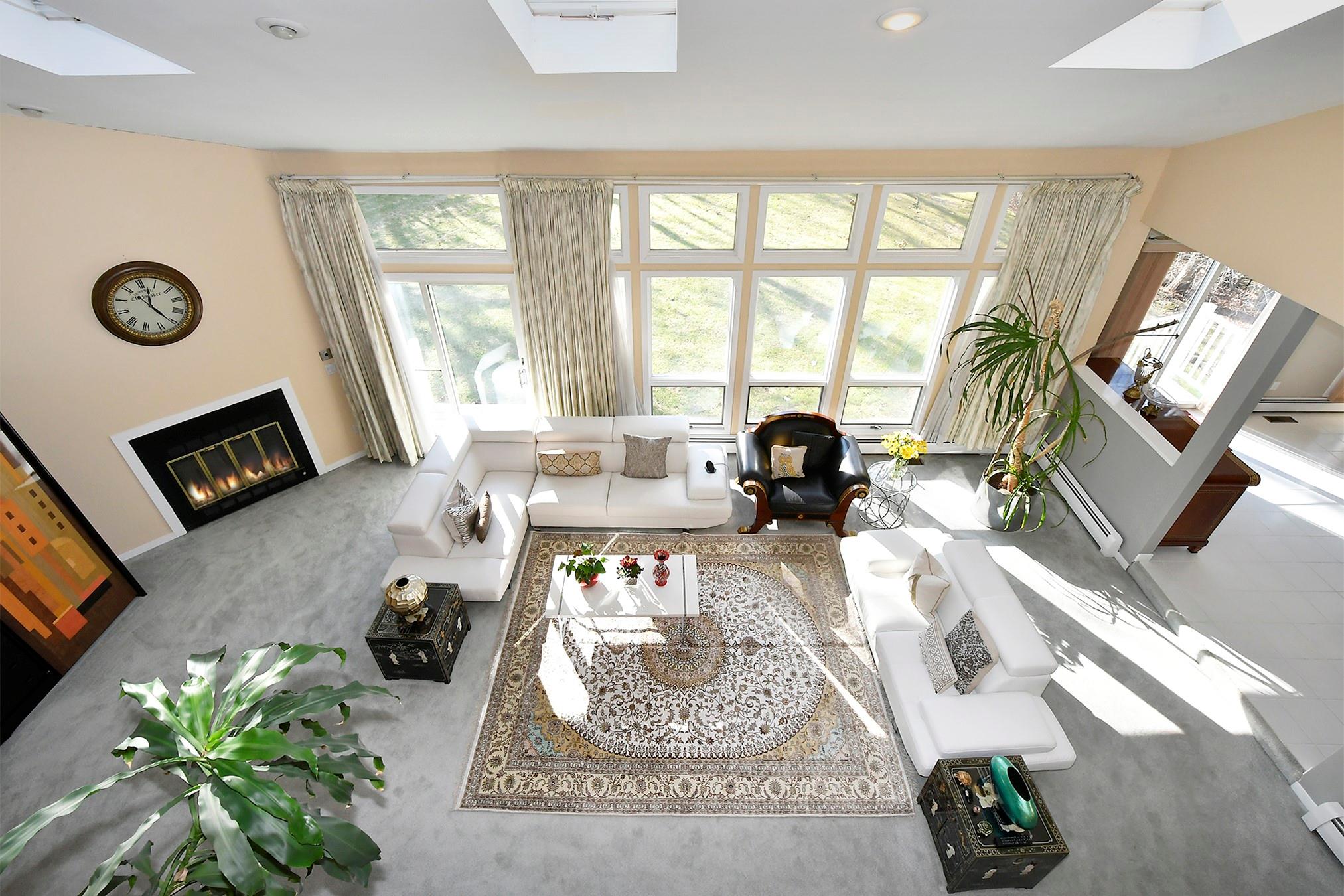 12 Deanna Court, Dix Hills, New York image 28