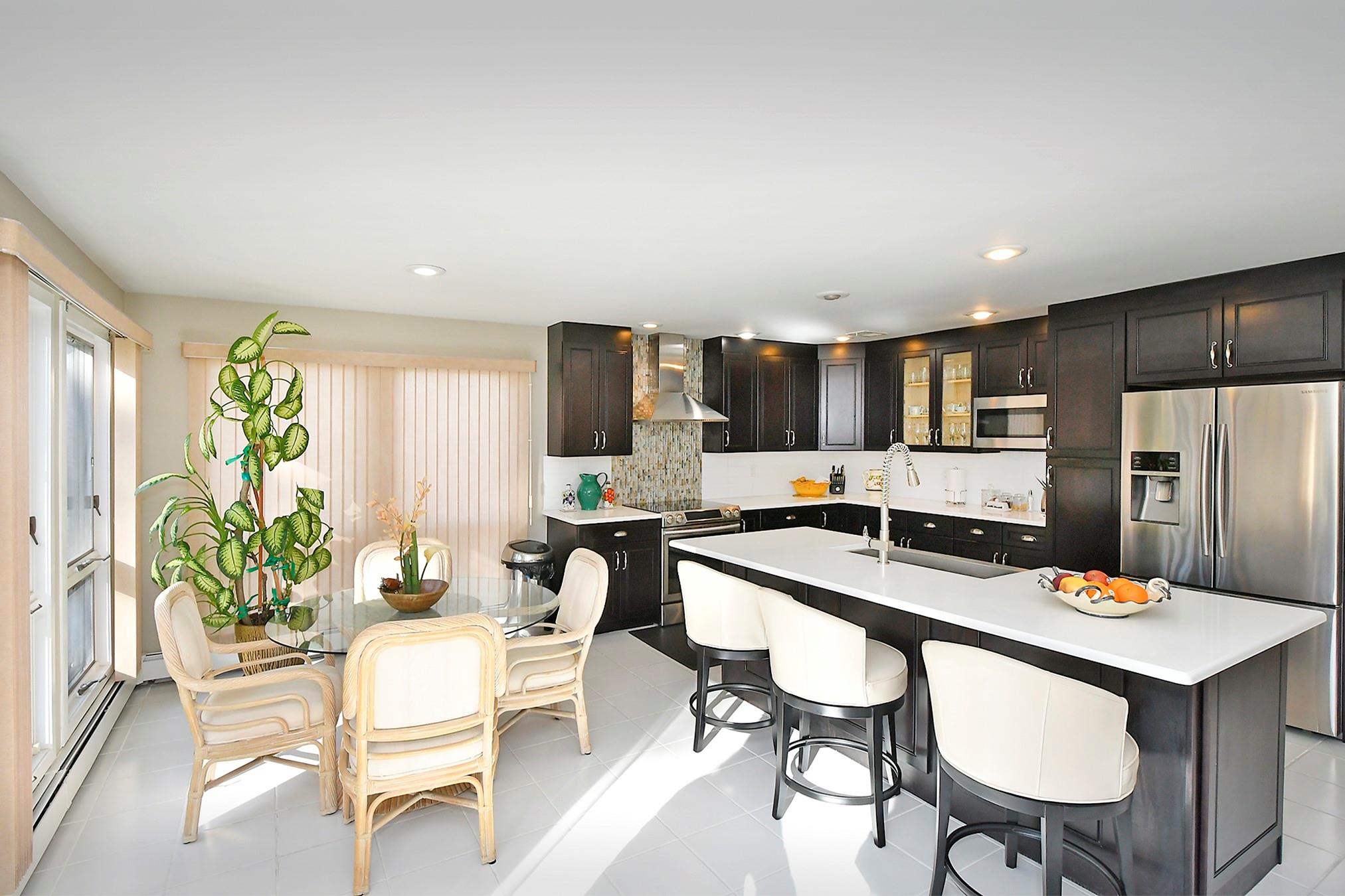 12 Deanna Court, Dix Hills, New York image 15