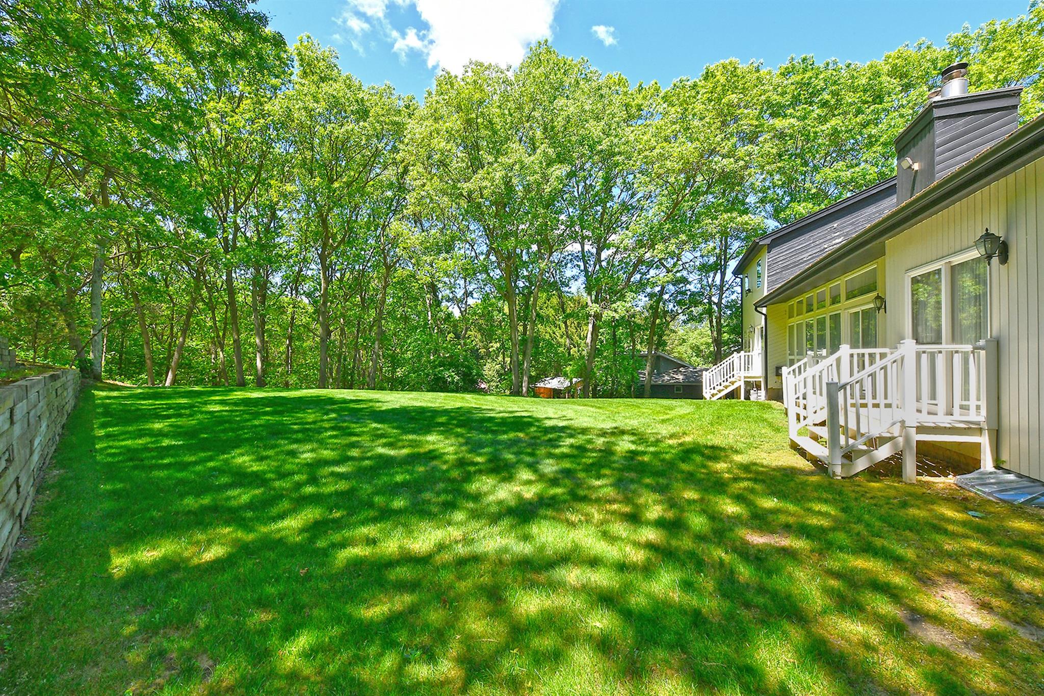 12 Deanna Court, Dix Hills, New York image 37