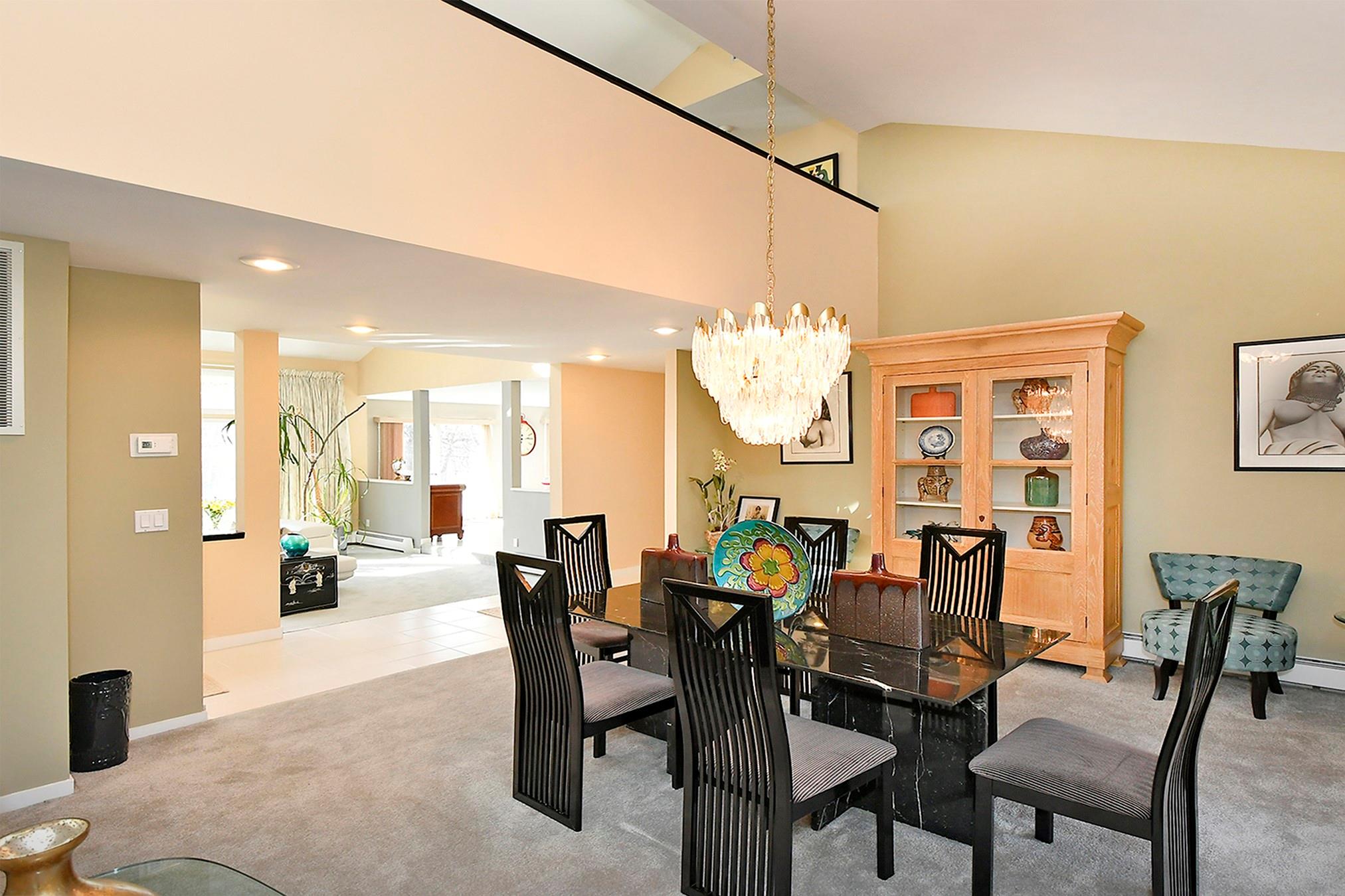 12 Deanna Court, Dix Hills, New York image 18