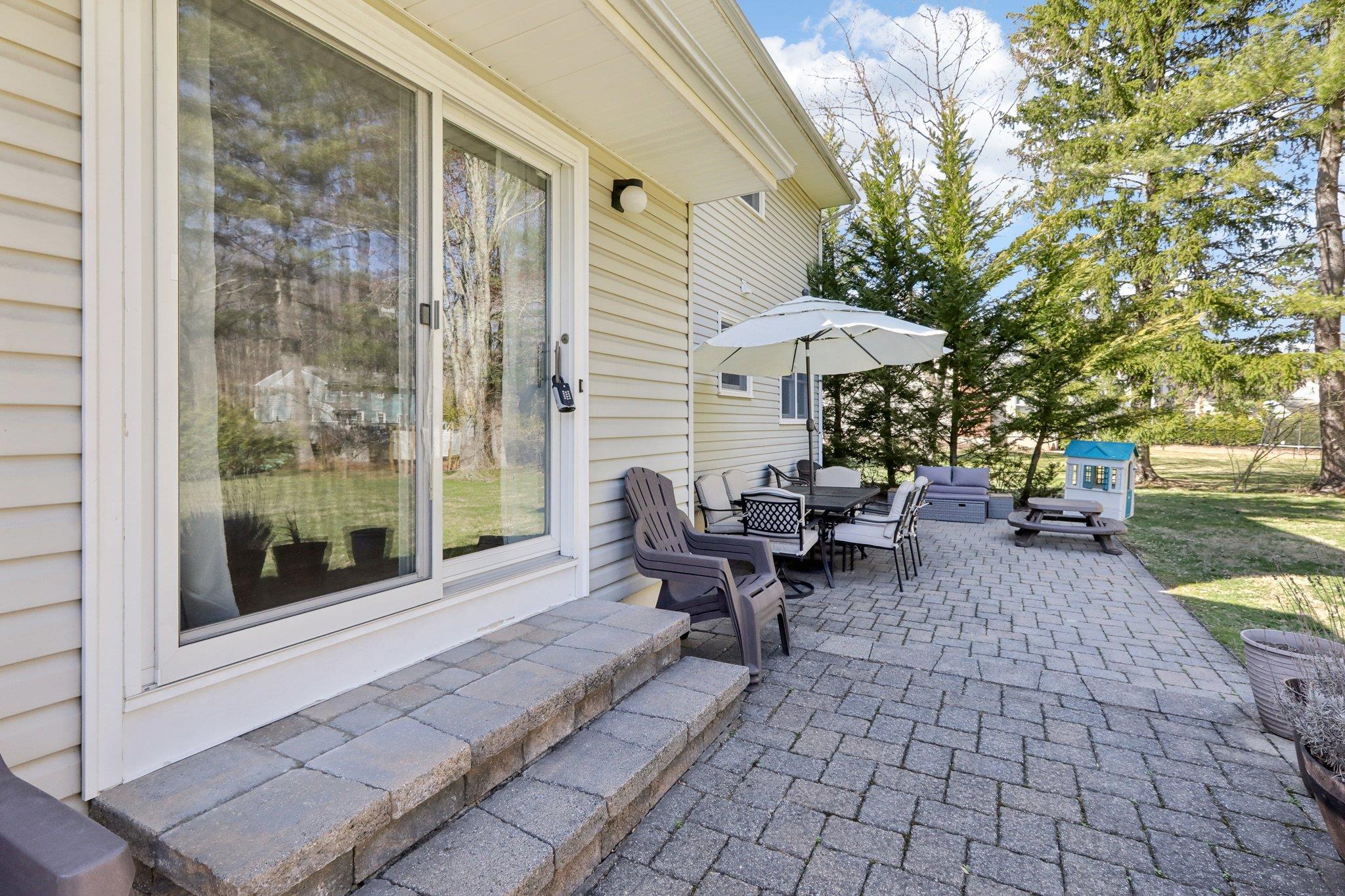 67 Schriever Lane, New City, New York image 36