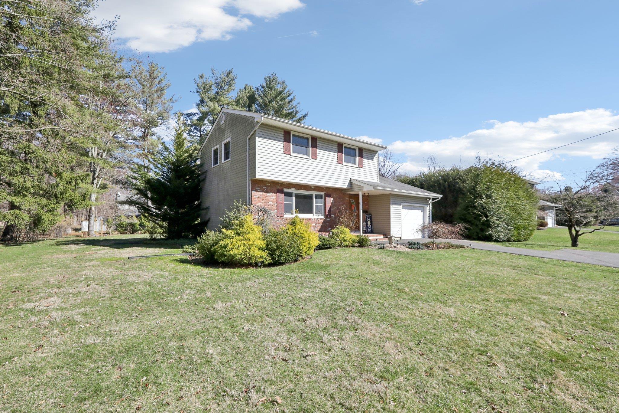 67 Schriever Lane, New City, New York image 34
