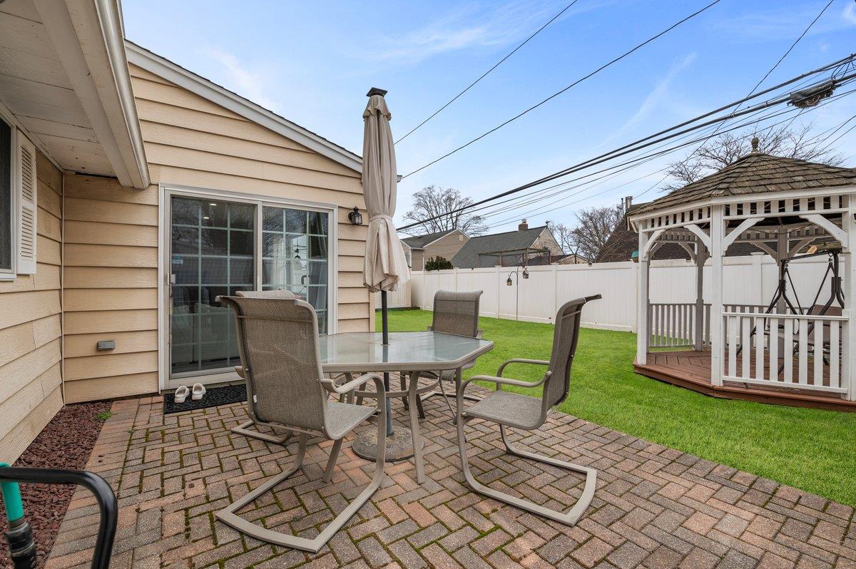 62 Polaris Drive, Levittown, New York image 14