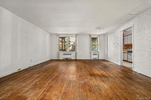 Photo of 105-33 66th Ave #1G, Forest Hills, NY 11375 (MLS # 987120)