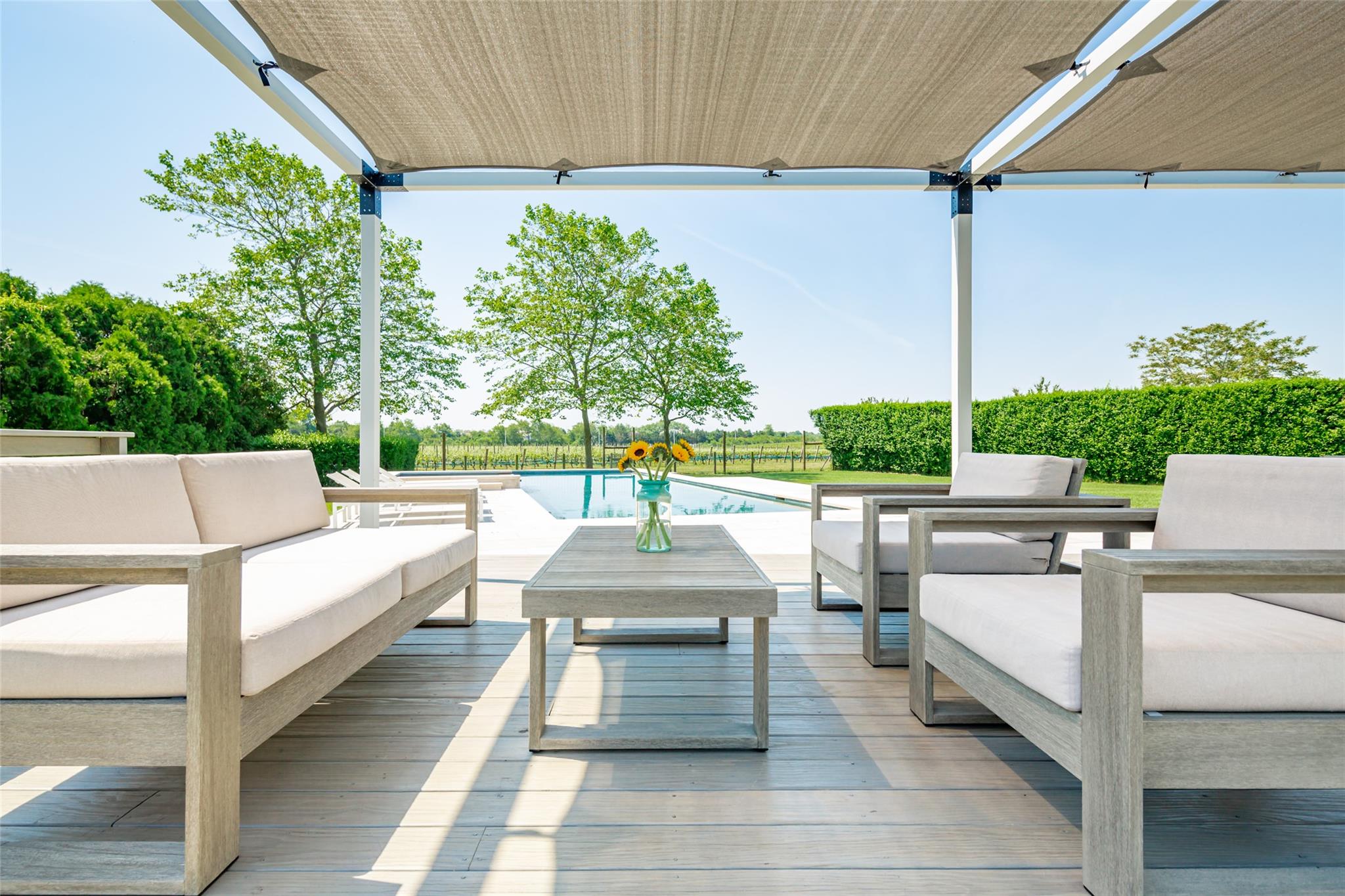 20 Winding Way, Water Mill, New York image 25