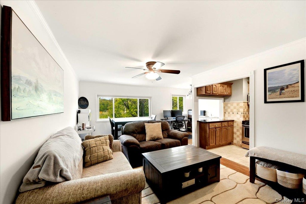 Photo of 828 Pelhamdale Avenue #2P, New Rochelle, NY 10801 (MLS # 1043216)