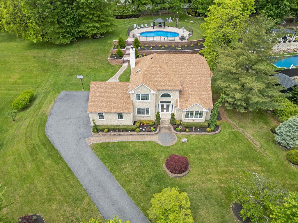 8 Stark Court, New City, New York image 3