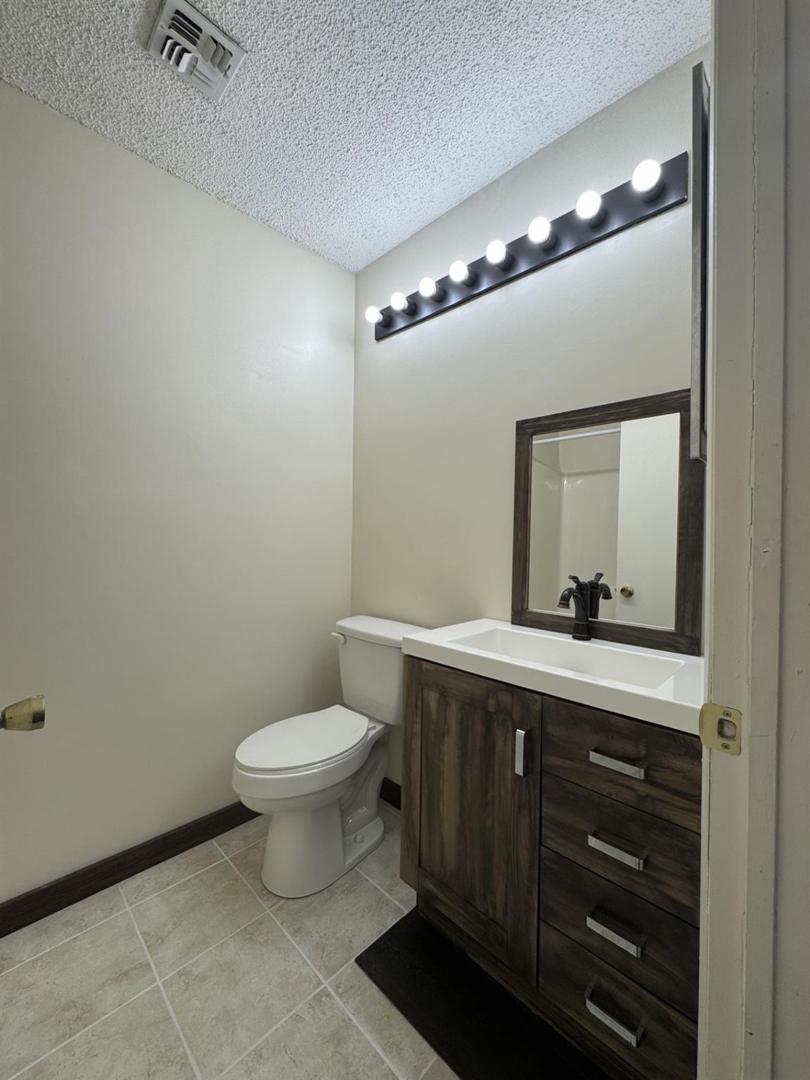 3808 Deer Path Path, Poughkeepsie, New York image 33