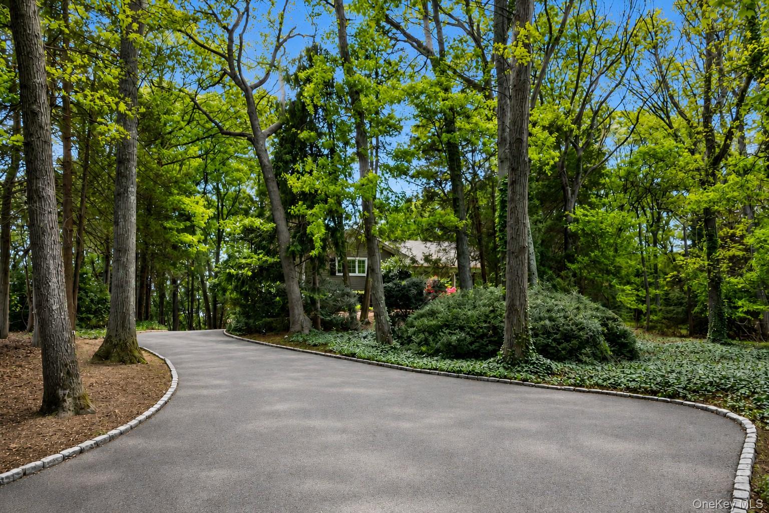 3 Carriage Court