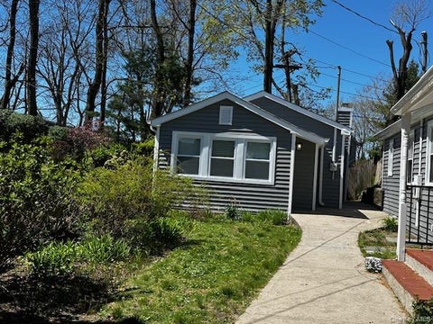 Apartment For Rent - 21 West Drive<br/> Nassau County, Port Washington, NY 11050