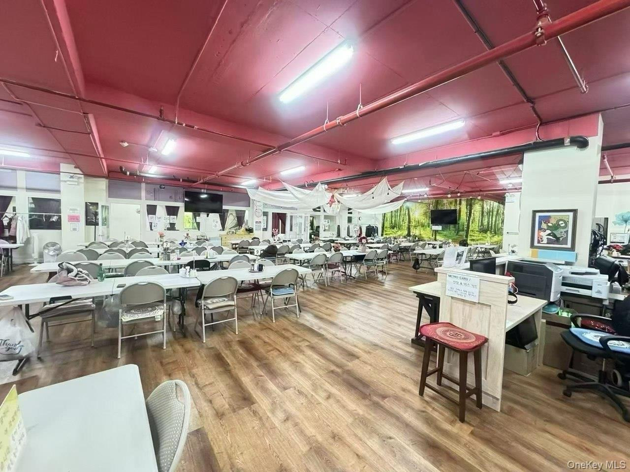 144-56 Roosevelt Avenue 1C