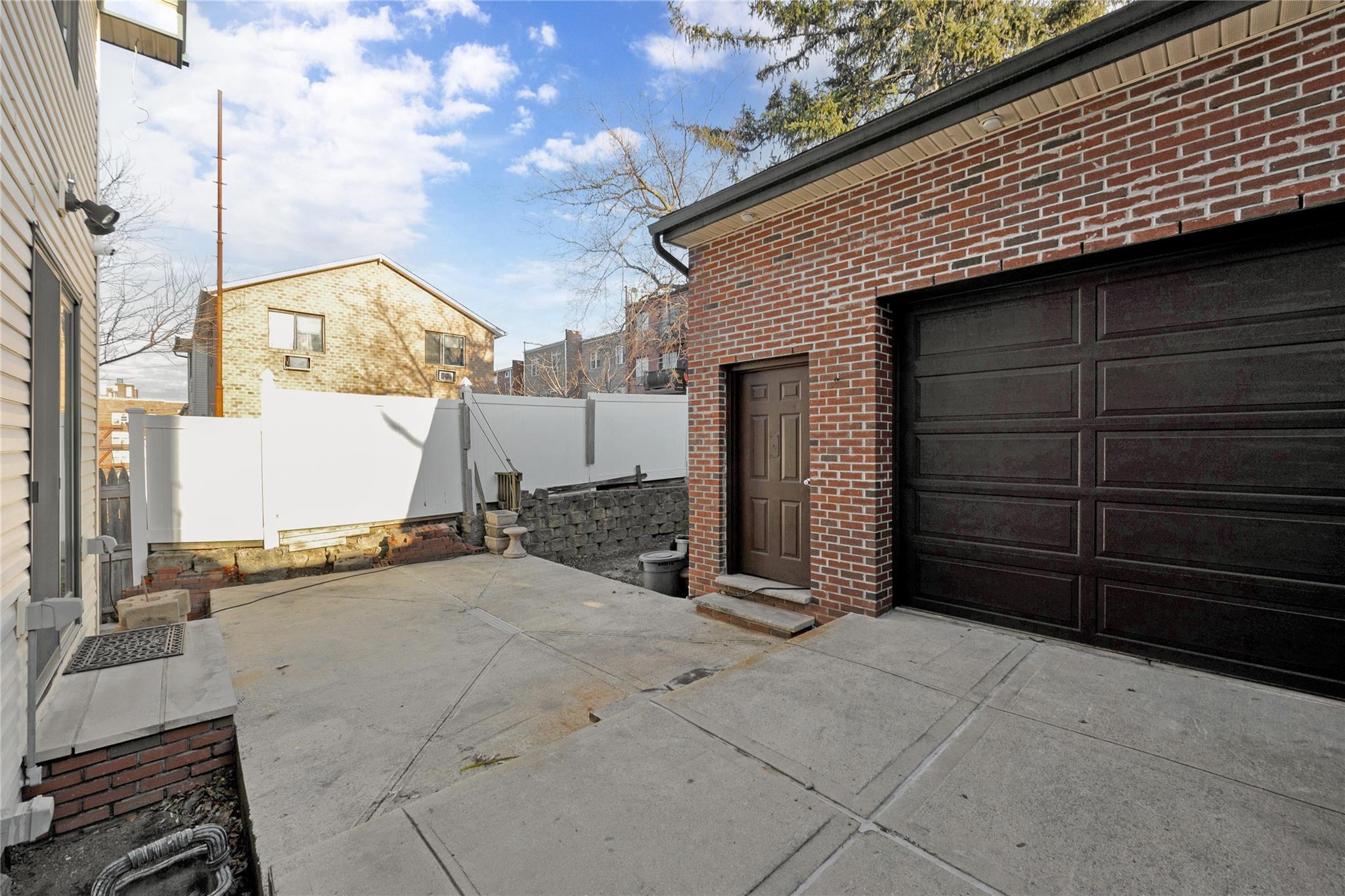 8520 60th Avenue, Middle Village, New York image 17