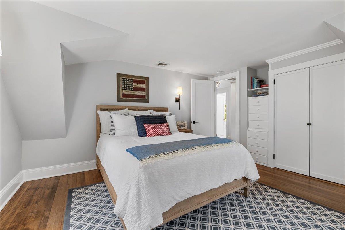 Huntington Bay, New York 11743, United States, 4 Bedrooms Bedrooms, ,3 BathroomsBathrooms,Residential,Active,182617