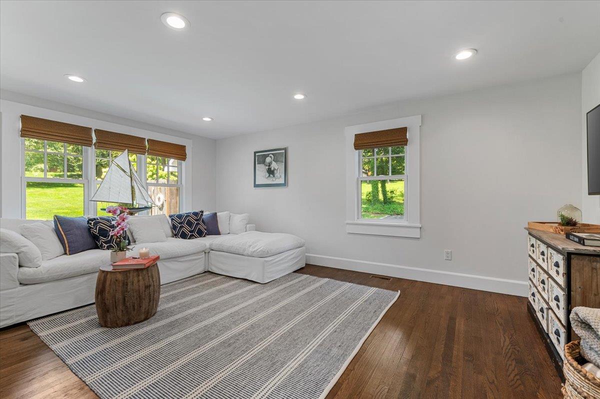 25 Kanes Lane