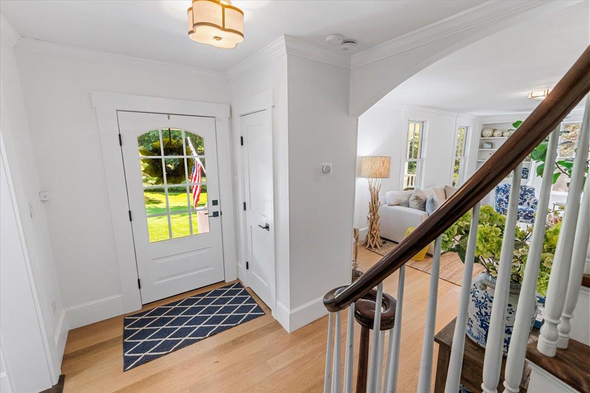 Huntington Bay, New York 11743, United States, 4 Bedrooms Bedrooms, ,3 BathroomsBathrooms,Residential,Active,182617