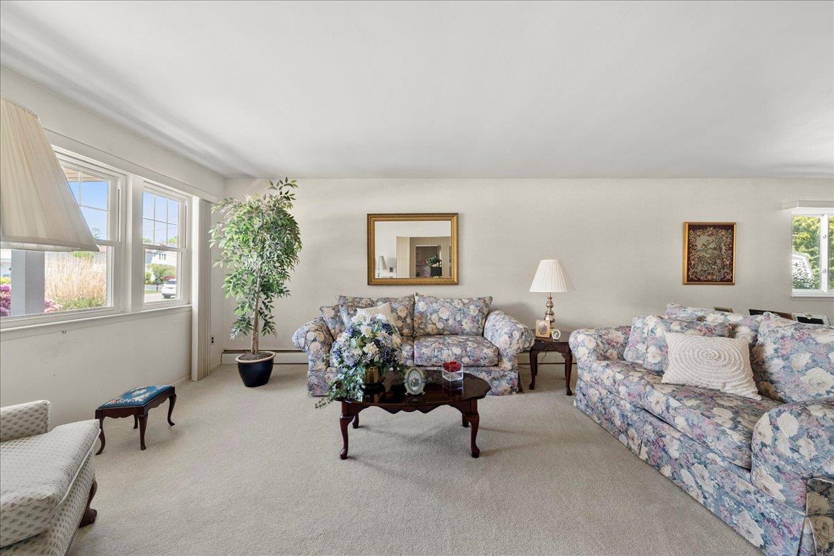 36 Norman Drive, Bohemia, New York image 5