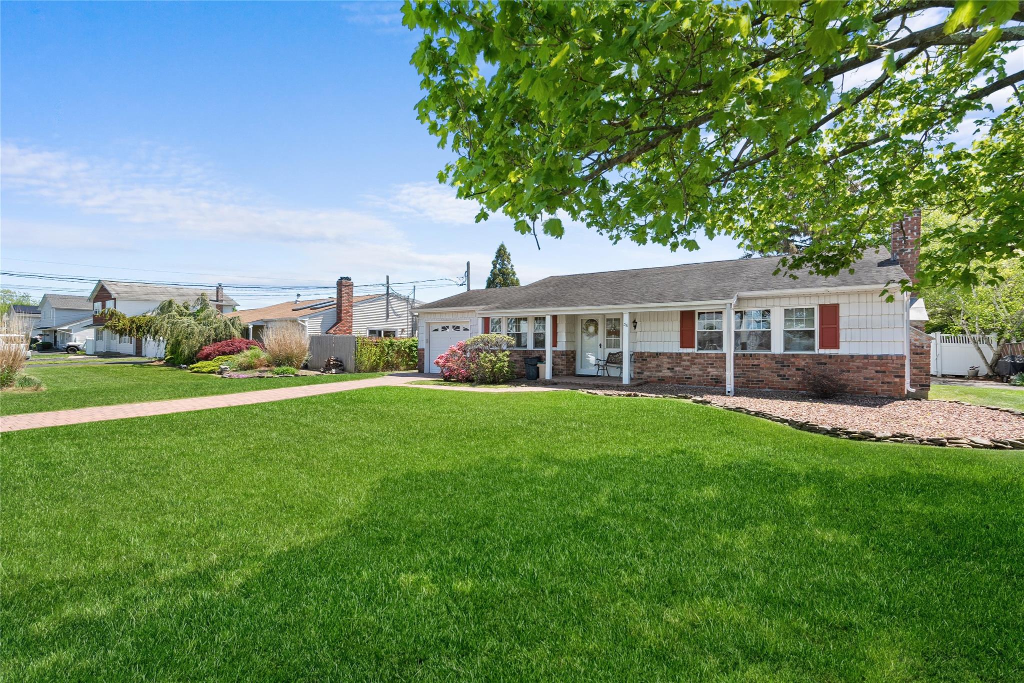 36 Norman Drive, Bohemia, New York image 2