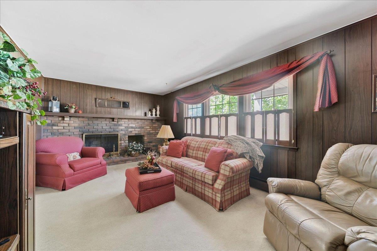 36 Norman Drive, Bohemia, New York image 13