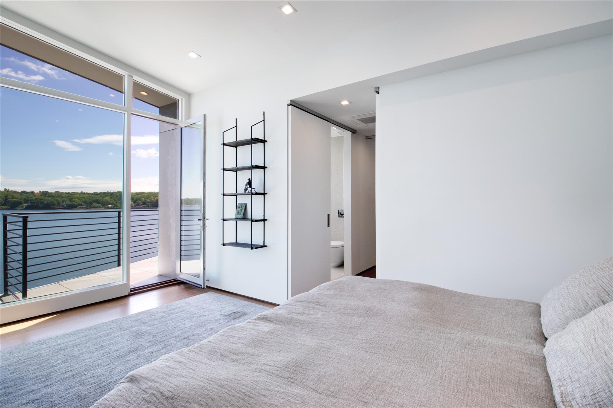 75-34 W Shore, Port Washington, New York image 9