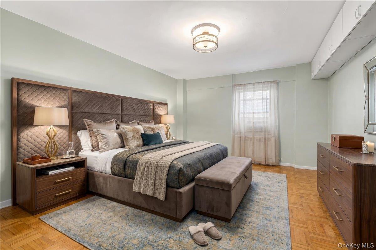 6 Fordham Hill Oval 6A