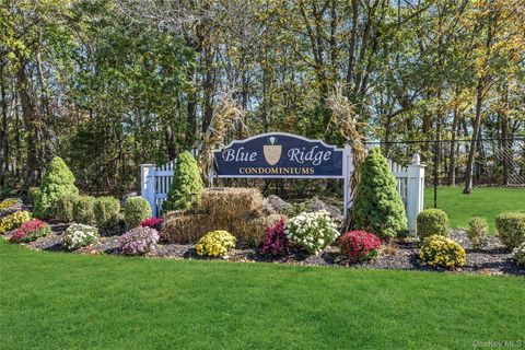 Photo of 634 W End Drive, Medford, NY 11763 (MLS # 924847)