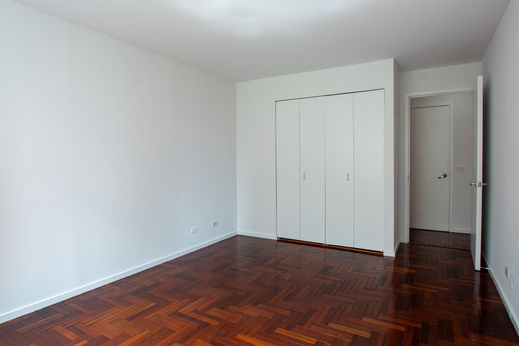 2373 Broadway 602