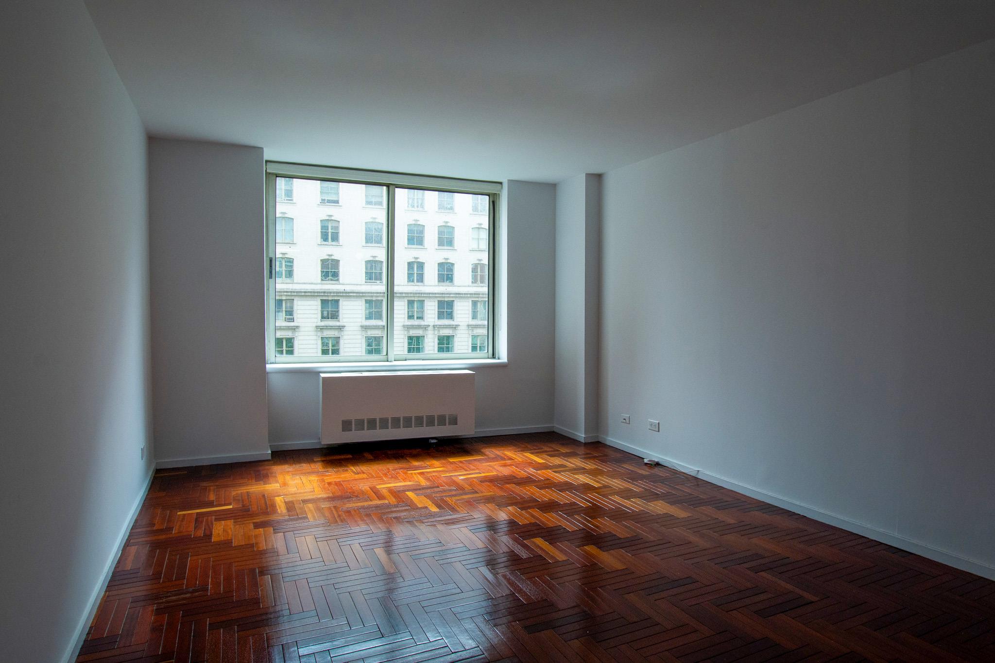 2373 Broadway 602