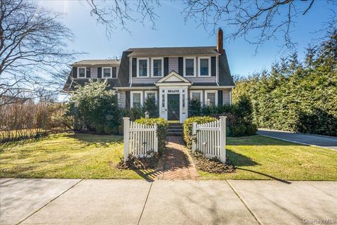 70 Magnolia Avenue Garden City NY 11530