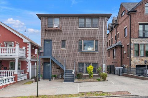 Photo of 20-49 49th Street, Astoria, NY 11105 (MLS # 987912)